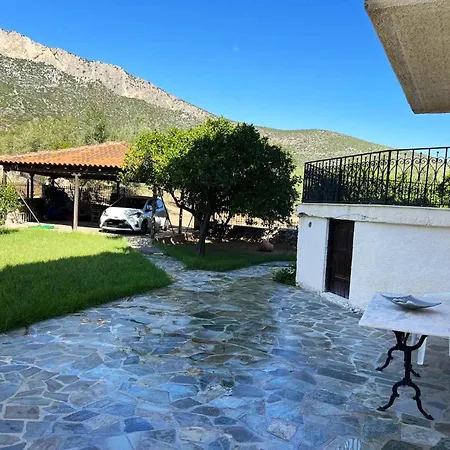 Villa Thalatta And Oros Traditional *