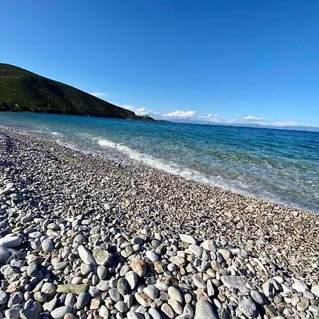 Thalatta And Oros Traditional Villa