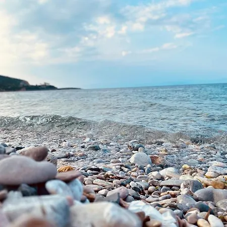 Thalatta And Oros Traditional Villa