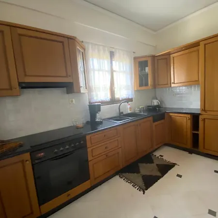 Thalatta And Oros Traditional *