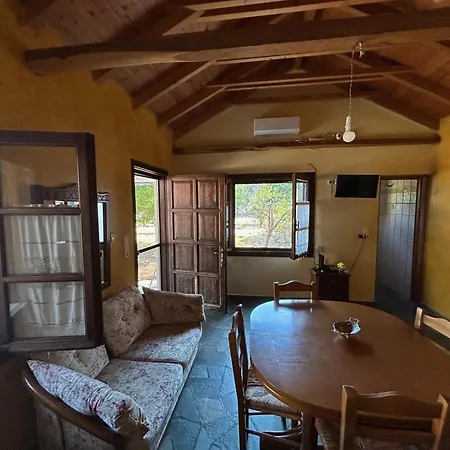 Thalatta And Oros Traditional Villa *