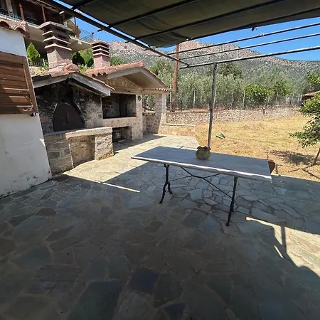 Thalatta And Oros Traditional Villa *