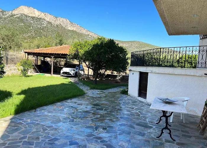 Villa Thalatta And Oros Traditional *