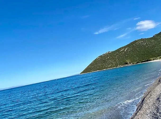 Thalatta And Oros Traditional Tirós