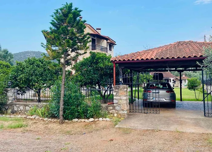 Villa Thalatta And Oros Traditional