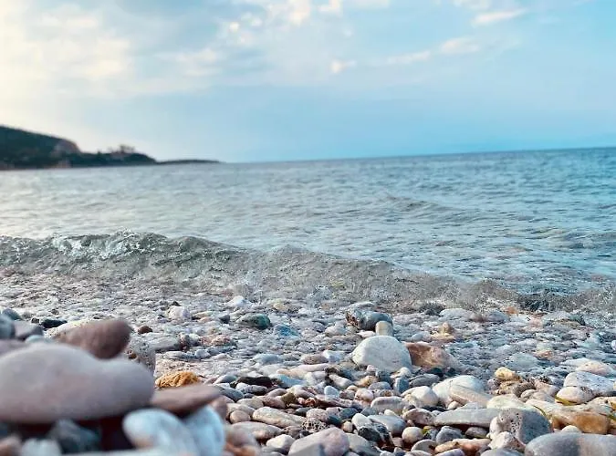 Thalatta And Oros Traditional Villa