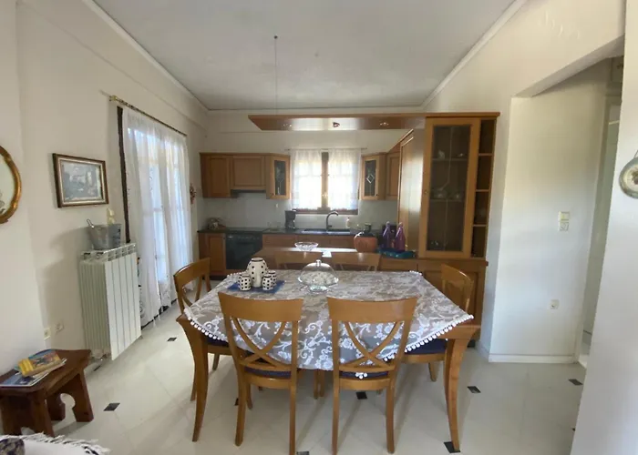 Villa Thalatta And Oros Traditional